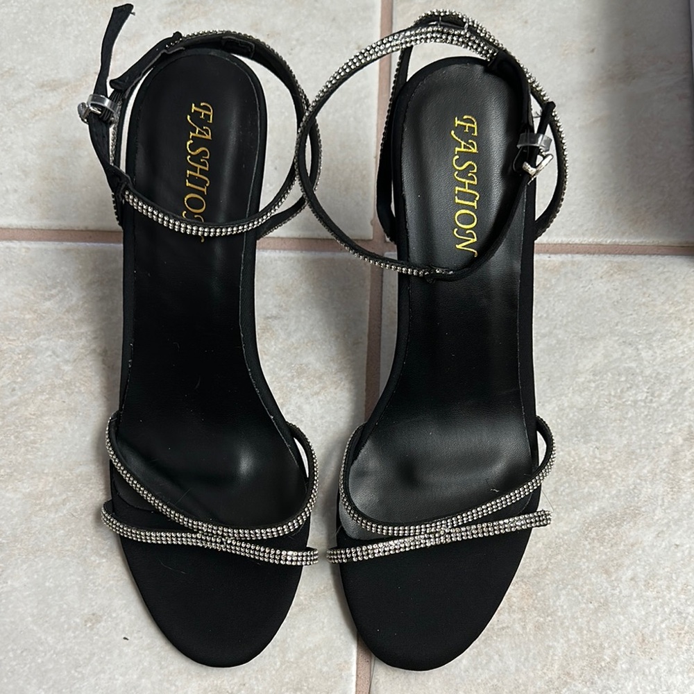 Black Strappy Women's Sandals